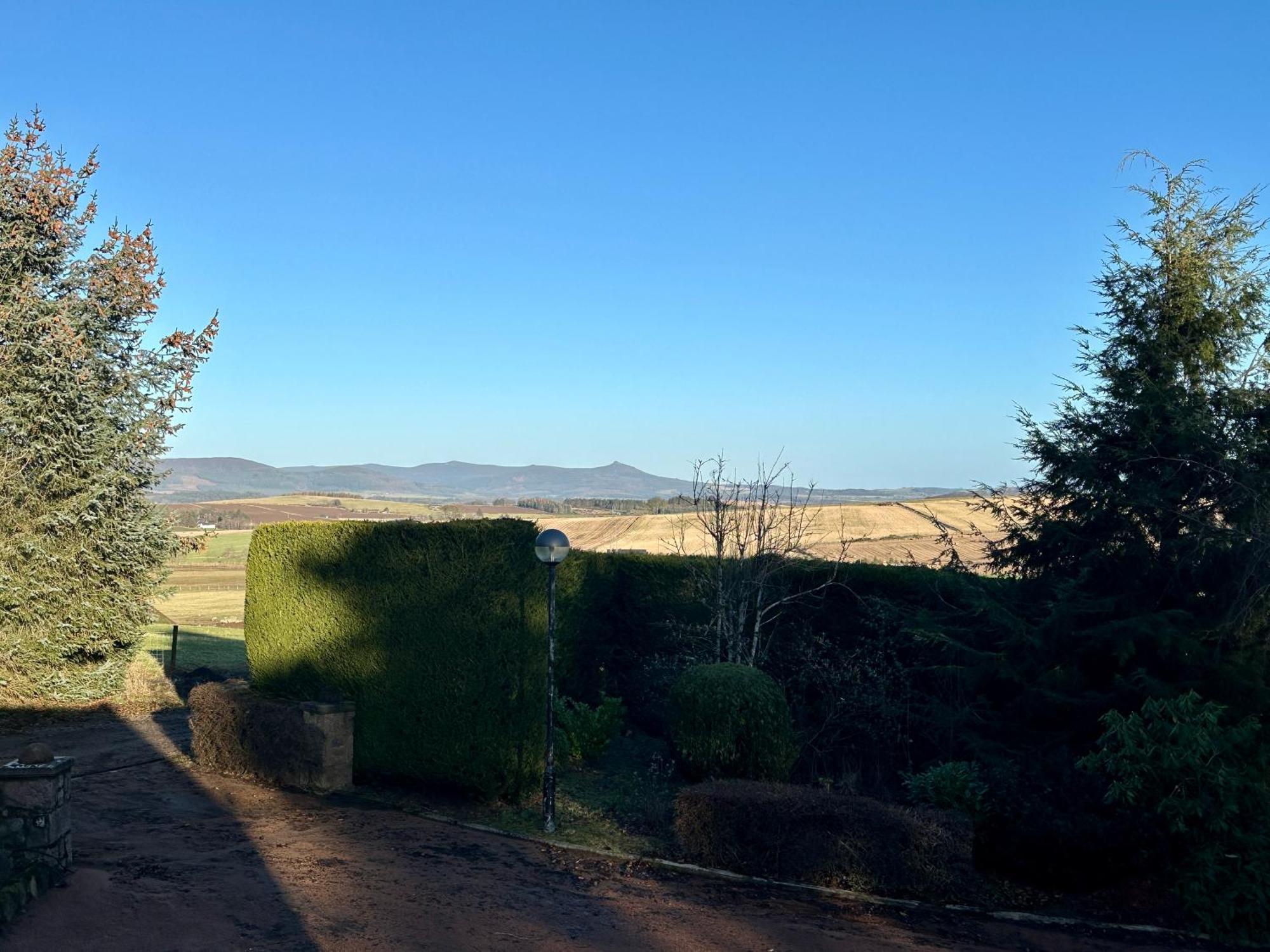Bed and Breakfast Awakening Alchemy Retreat Centre Inverurie Exterior foto