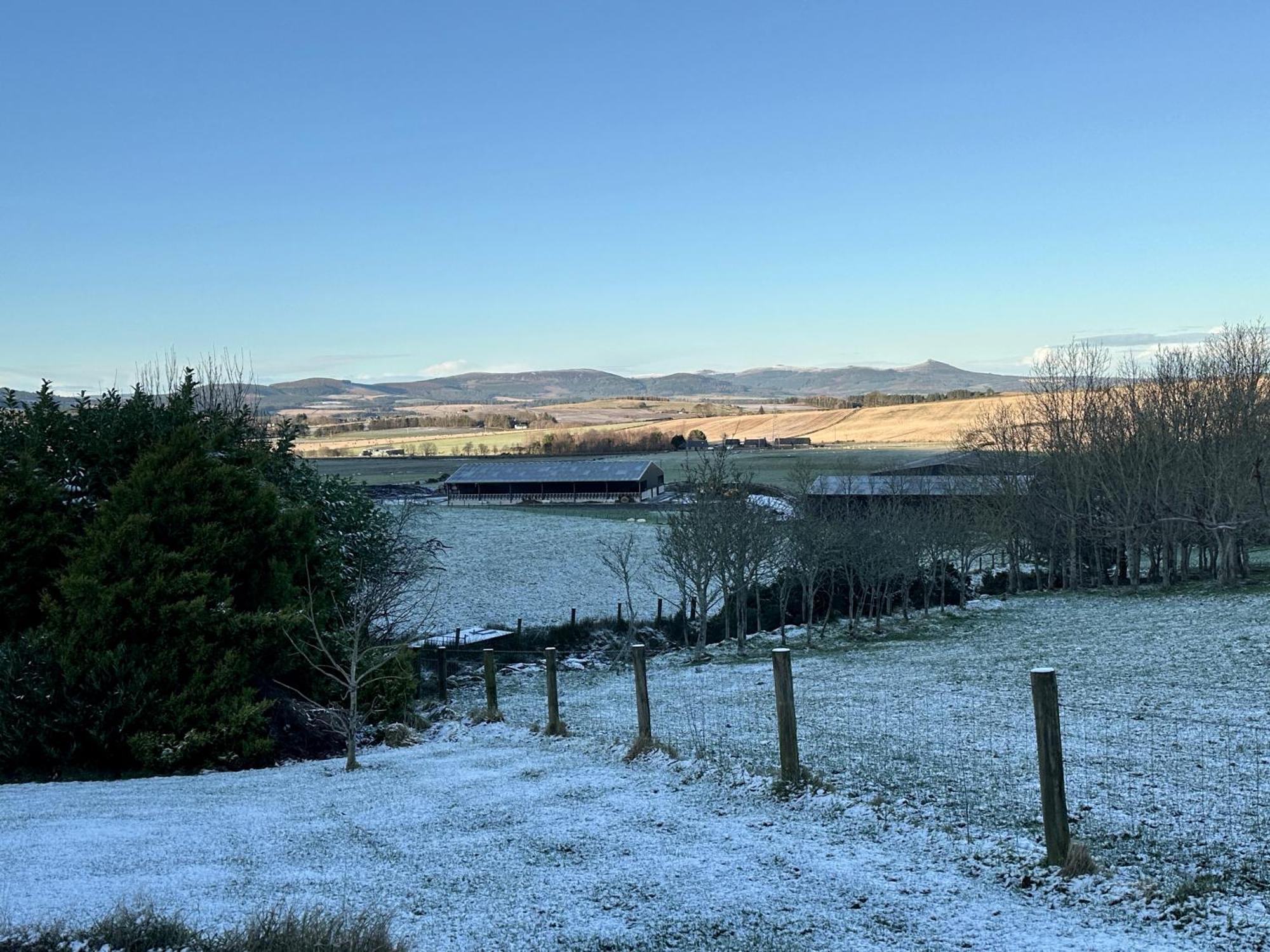 Bed and Breakfast Awakening Alchemy Retreat Centre Inverurie Exterior foto