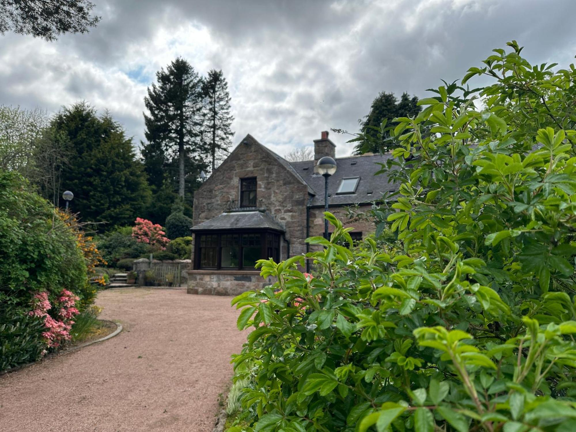 Bed and Breakfast Awakening Alchemy Retreat Centre Inverurie Exterior foto